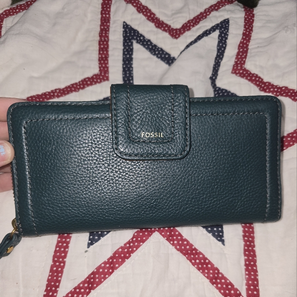 Fossil Maddison ZipTeal Leather Wallet